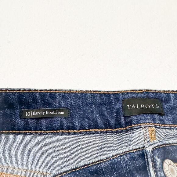Talbots Barely Boot Jean Denim Savannah Wash Size 10 - Picture 5 of 8